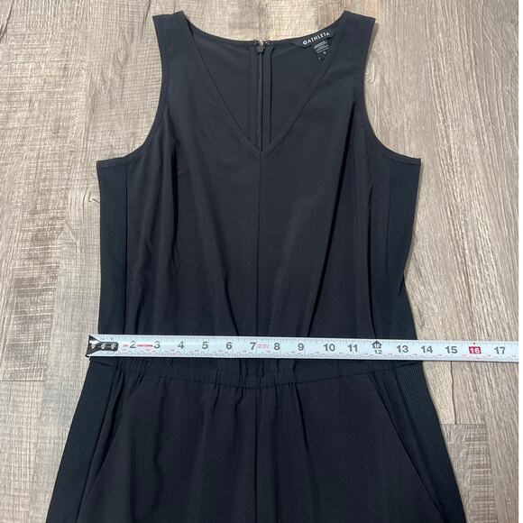 Athleta Brooklyn Ankle Jumpsuit Size 2 Black Sleeveless Pockets Athleisure - Picture 12 of 13
